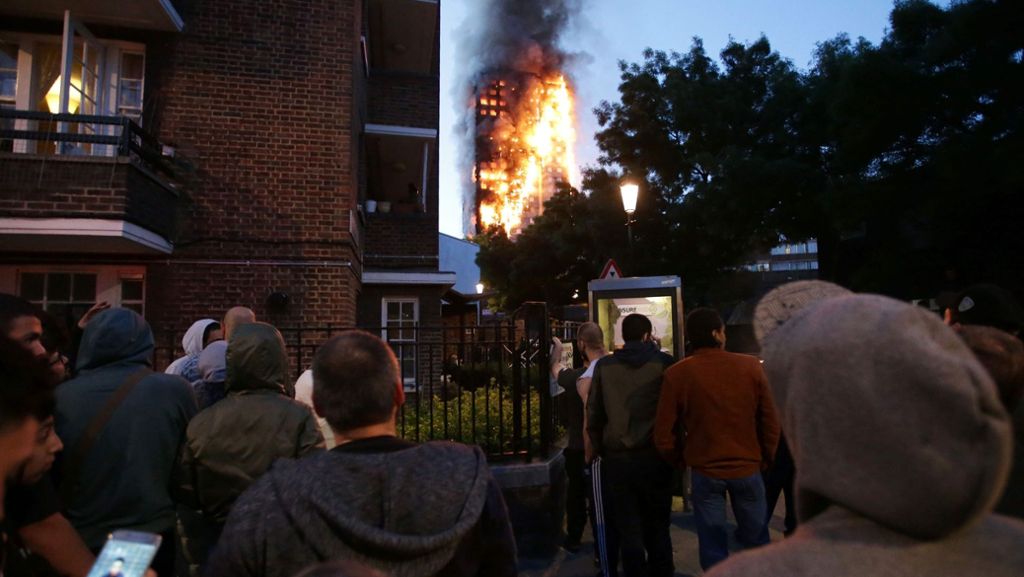 Hochhaus in London: Feuerwehrchefin will nicht über Brandursache spekulieren