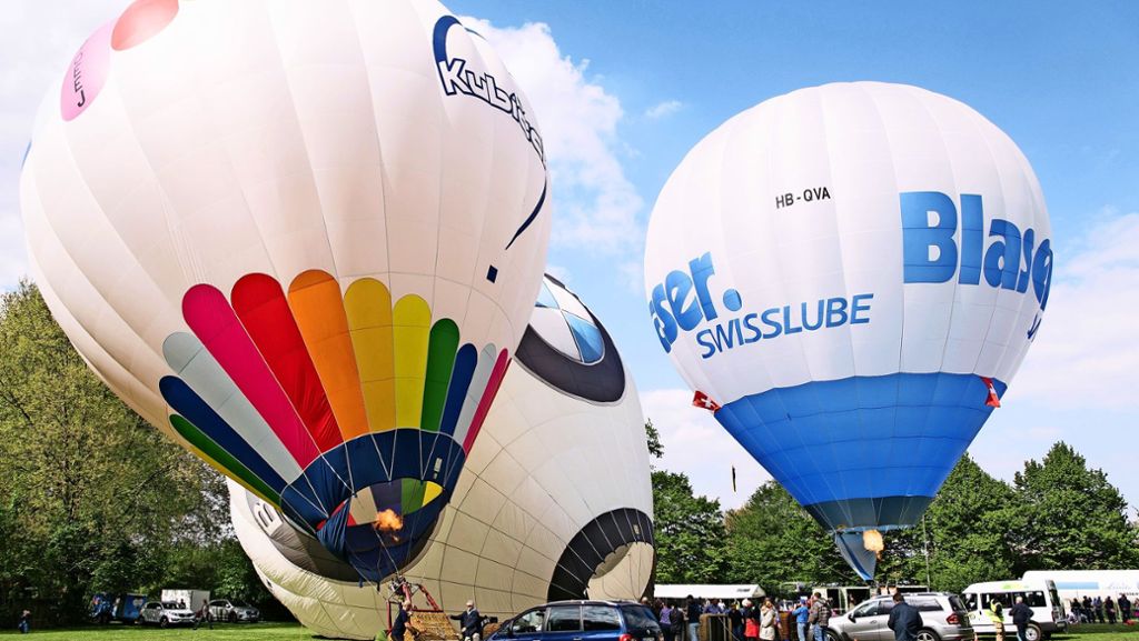 Frühlingswettfahrt: Heißluftballons über dem Wasen