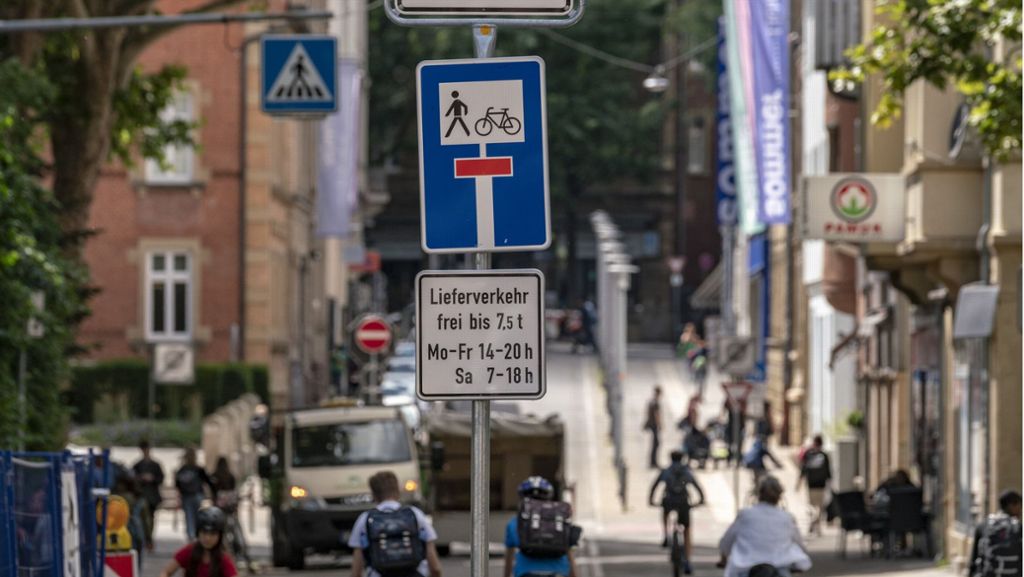 Verkehr in Ludwigsburg: Schulen wollen Autos draußen haben