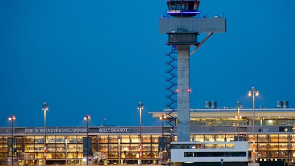 Flughafen Berlin: Kein verbindlicher Eröffnungstermin in Sicht