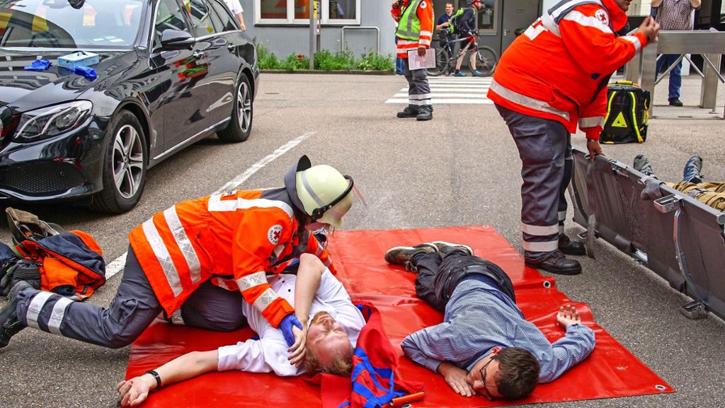 Notfallübung in Leonberg: Dramatische Szenen auf dem Bosch-Gelände