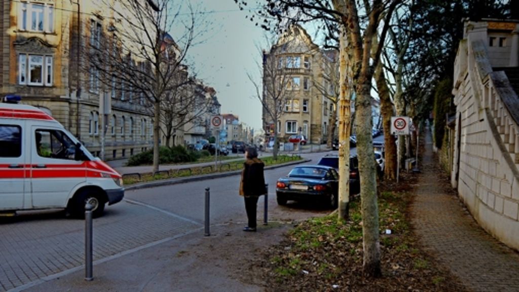 Verkehrsprobleme in der Etzelstraße: An Tempo 30 hält sich kaum ein Autofahrer