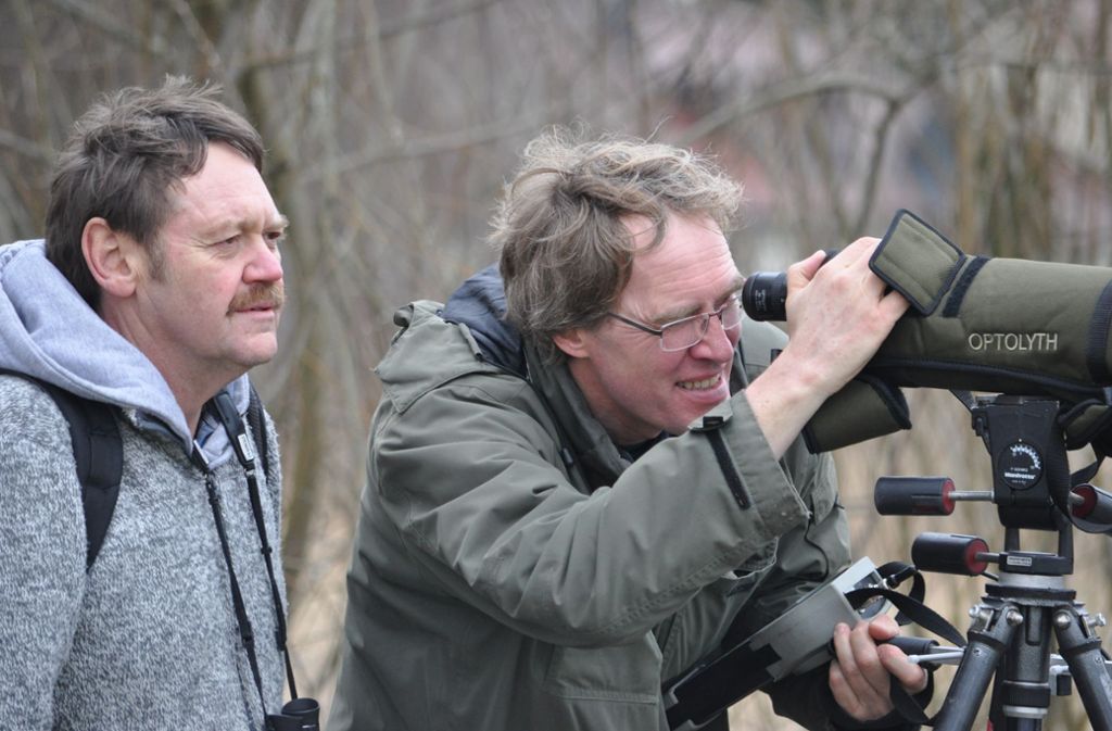 Unser Redakteur Klaus Zintz (links) mit dem Ornithologen Wolfgang Fiedler