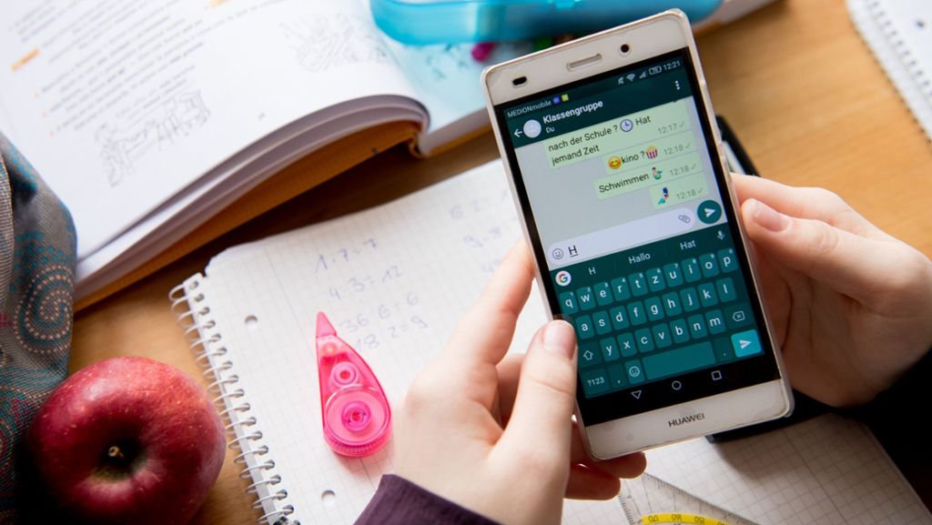 Handyverbot an Schulen in Frankreich: Macron verbannt Smartphones aus den Klassenzimmern