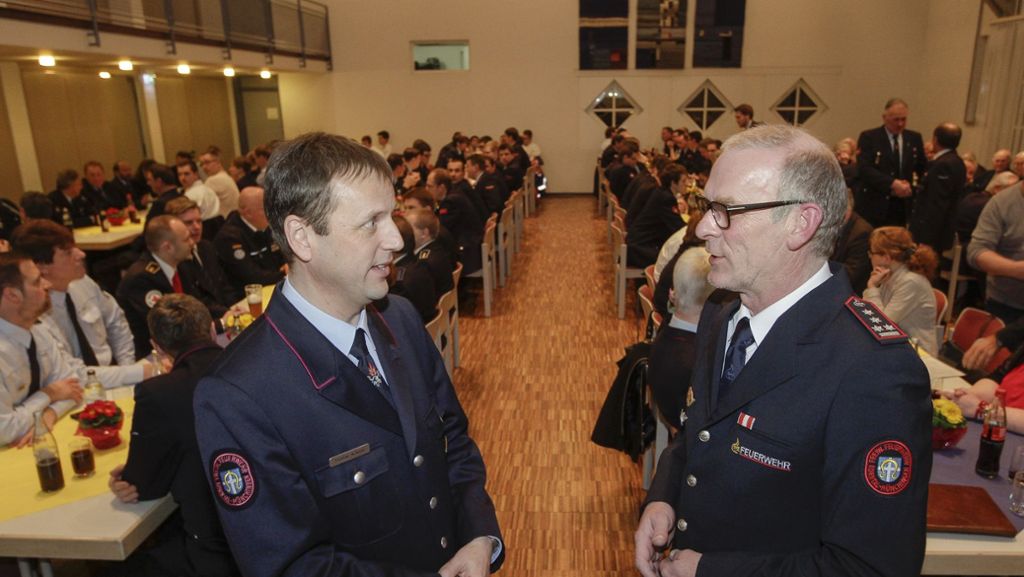 Hauptversammlung der Freiwilligen Feuerwehr Korntal-Münchingen: Immer  weniger Freiwillige brennen für die Feuerwehr