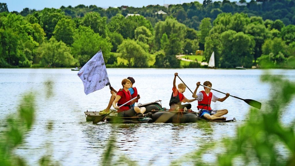 Sommerferienaktion: Floßbauen und Wettbewerbe auf dem Wasser: Max-Eyth-See wird zum Abenteuerspielplatz