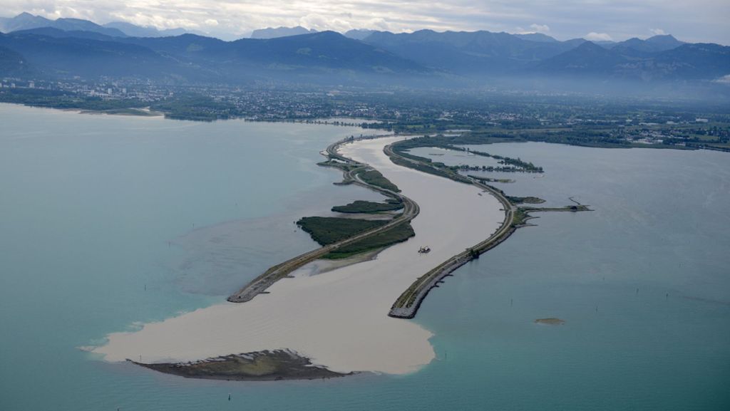 Neue Insel im Bodensee: 200 Meter lange Sandinsel wirft Fragen auf