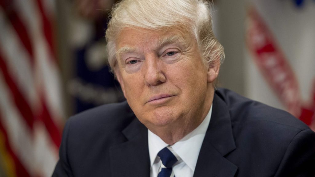 Richtigstellung des Weißen Hauses: Trump forderte Flynn zum Rücktritt auf