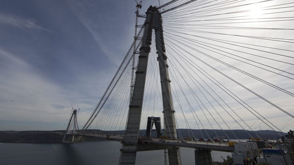 Dritte Bosporus-Brücke eröffnet: Symbole der Sehnsucht