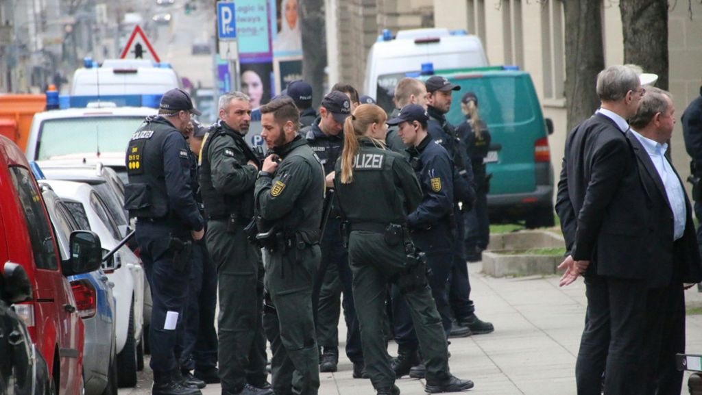 Stuttgart: Erhöhte Polizeipräsenz bei Prozess um Bandenkrieg