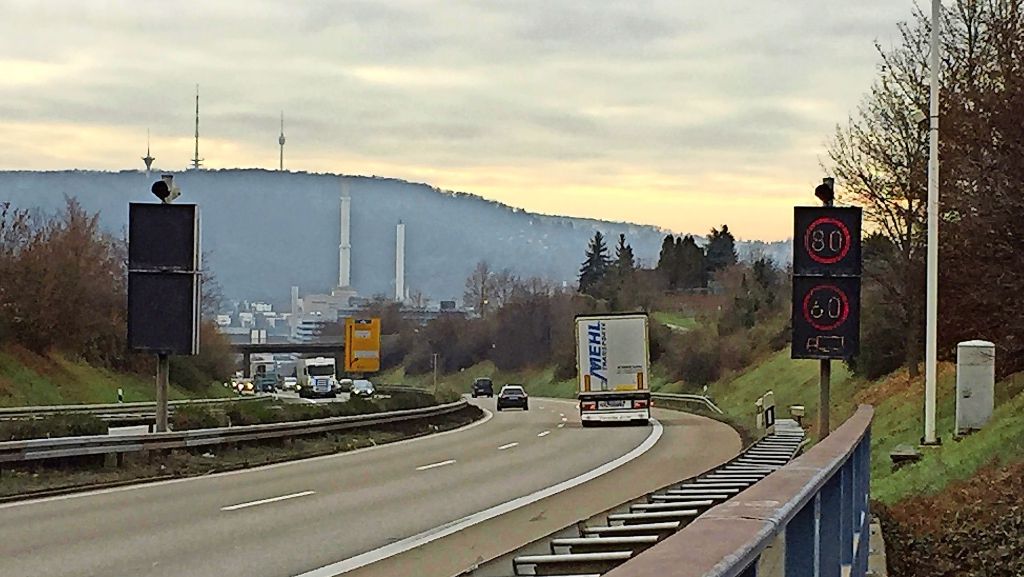 Verkehr zwischen Fellbach und Untertürkheim: Neues Tempolimit  auf der B 14 in Kraft