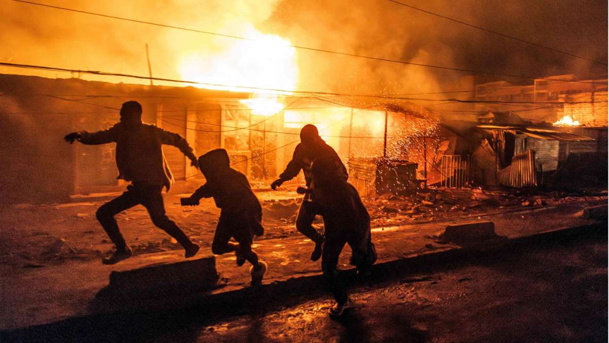 Gasexplosion in Nairobi: Drei Tote und mehr als 200 Verletzte bei Großbrand