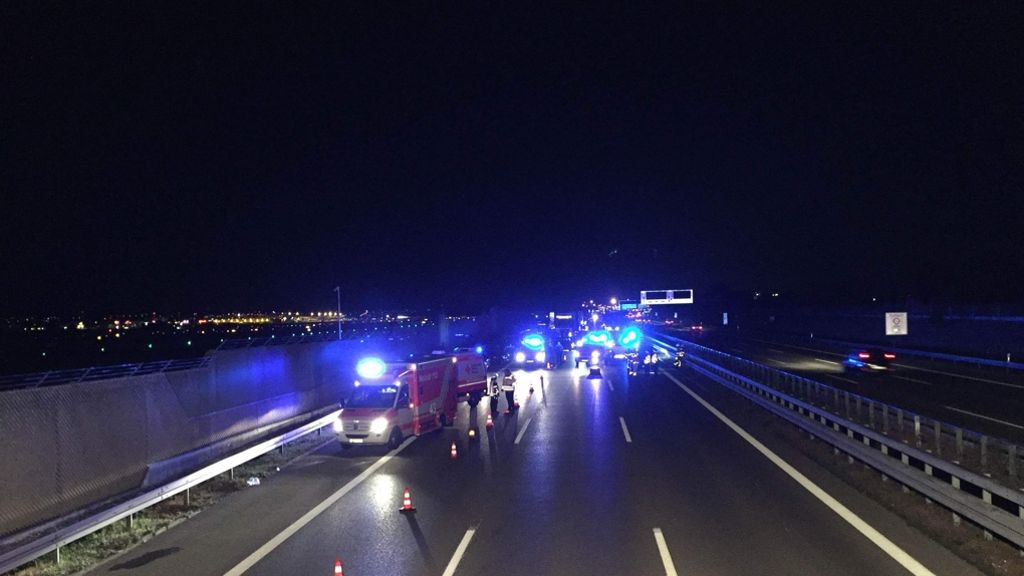 In Höhe Flughafen Stuttgart: Schwerer Unfall auf der A8 Richtung München