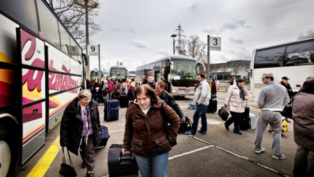 Fernbushaltestellen: Probleme an den neuen Standorten
