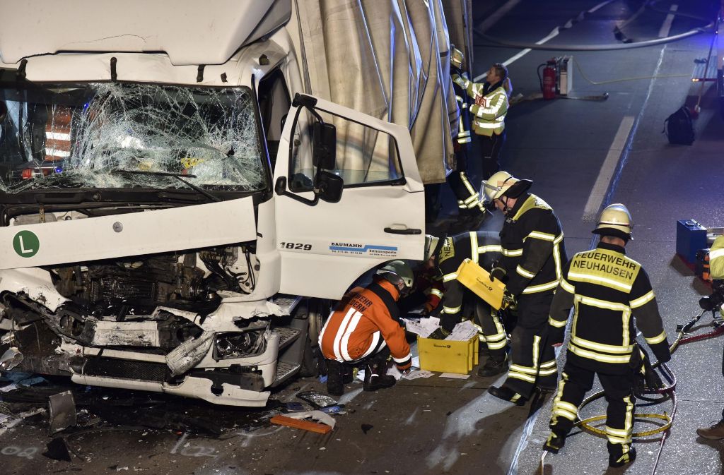 Am Montagabend ist es auf der A8 zwischen Esslingen und München zu einem Unfall gekommen.