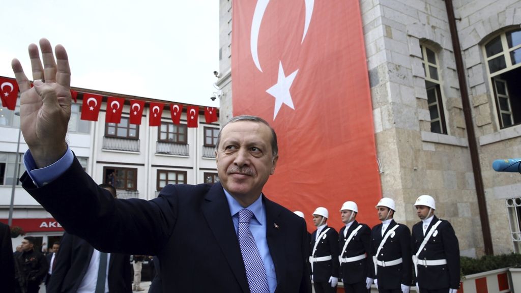 Türkei: Erdogan: Wiedereinführung der Todesstrafe „berechtigte Forderung“