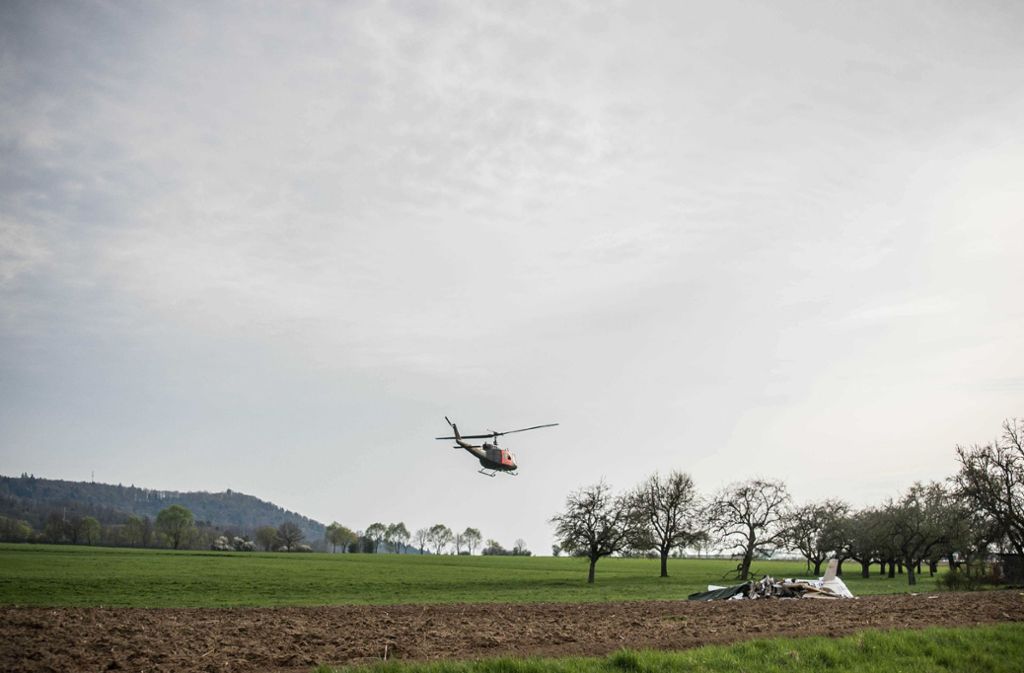 Beim Zusammenstoß zweier Kleinflugzeuge in der Nähe von Schwäbisch Hall im Nordosten Baden-Württembergs...