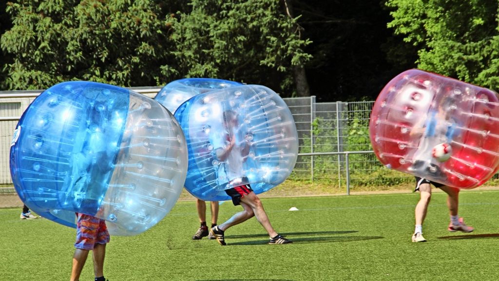 Bubble-Turnier auf der Waldau: Bubble-Fußball für ein neues Kinderhospiz