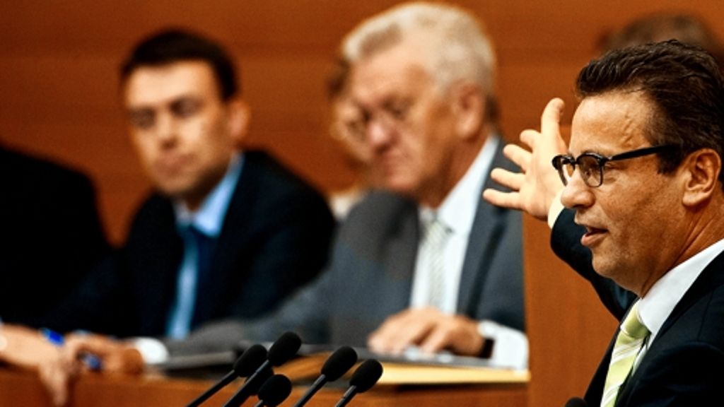 Debatte im Stuttgarter Landtag: Opposition übt massive Kritik an EnBW-Klage