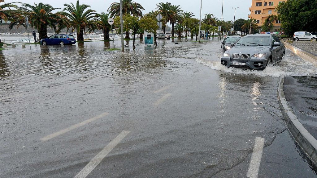 Unwetter in Kroatien: Sturzflutartige Regenfälle überschwemmen Zadar