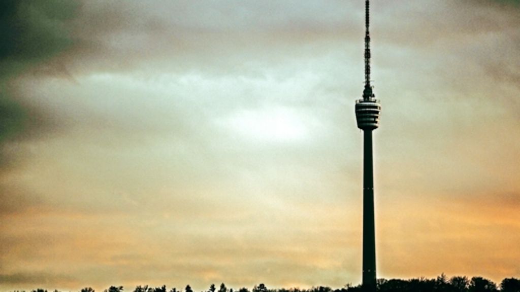 Stuttgarter Fernsehturm: Ein Ort zum Durchatmen  über der Stadt