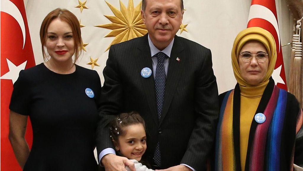 Ankara: Aleppo-Bloggerin Bana trifft Erdogan und Lohan