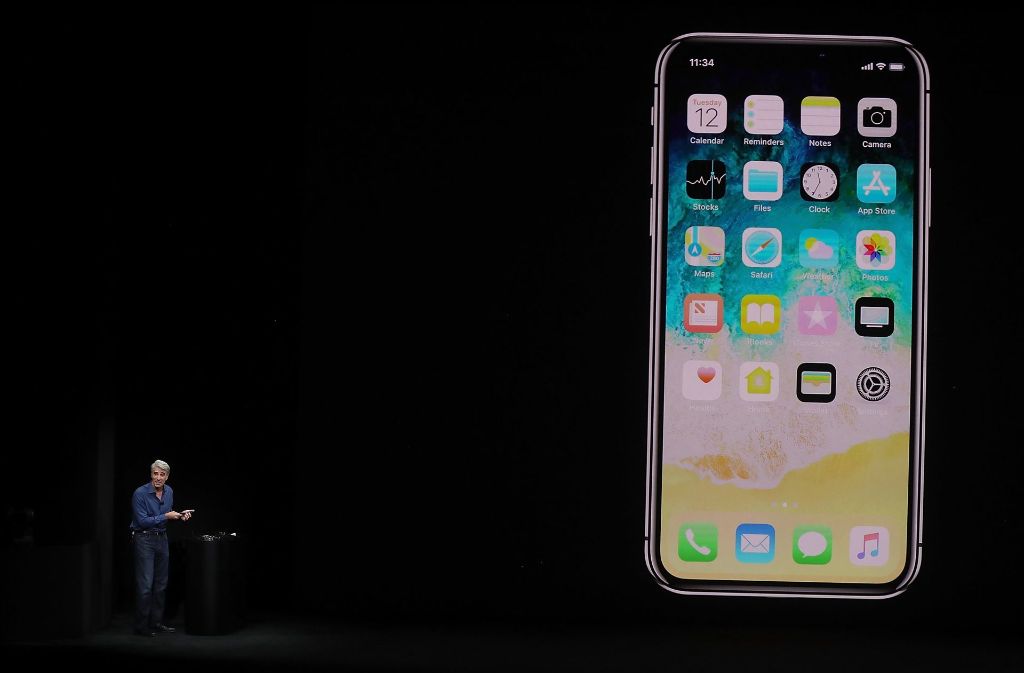 Die Kamera des iPhone X bietet 12 Megapixel auf beiden - allerdings verbesserten – Bildsensoren. Apple hat außerdem seine Dual-Lens-Technik weiterentwickelt.