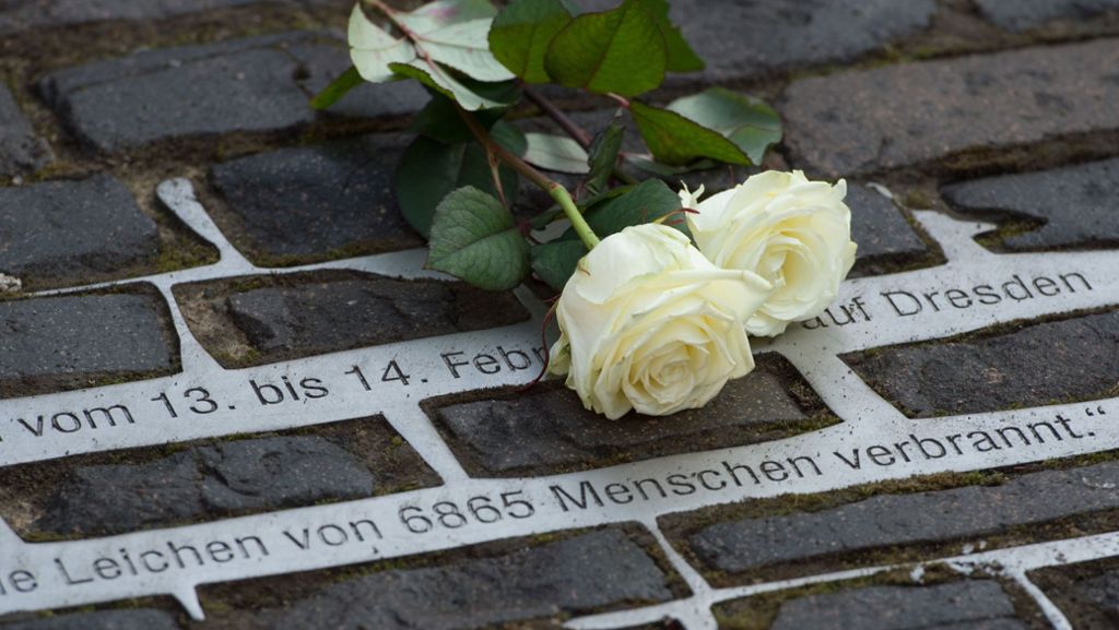 Zweiter Weltkrieg: Dresden gedenkt Bombenopfer und erinnert an Schuld