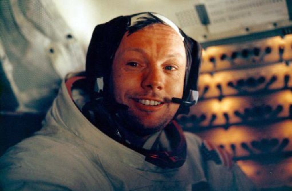 "Ein kleiner Schritt für einen Menschen, aber ein riesiger Sprung für die Menschheit" Neil Armstrong betrat am 21. Juli 1969 als erster Mensch den Mond. Am 25. August stirbt der legendäre US-Astronaut im Alter von 82 Jahren.