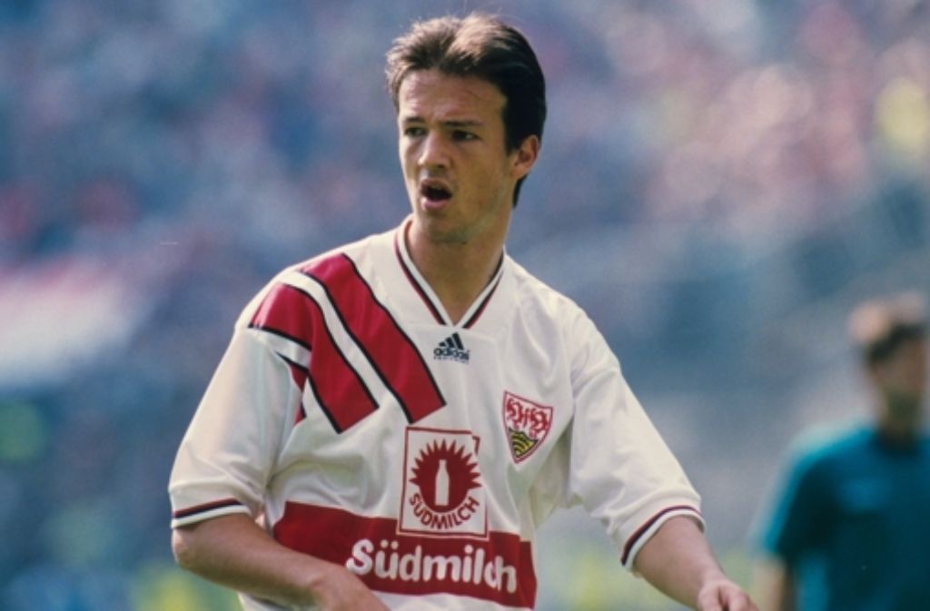 1994 wechselte Bobic zurück zum VfB Stuttgart. Hier erzielte der Stürmer 69 Tore in 148 Spielen.