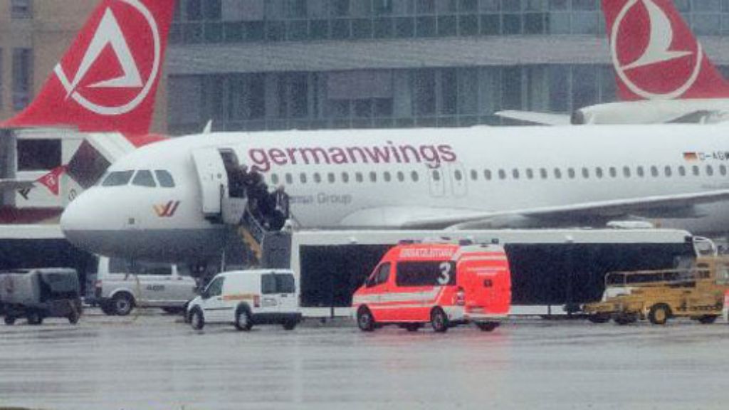 Flughafen Stuttgart: Germanwings-Airbus landet außerplanmäßig