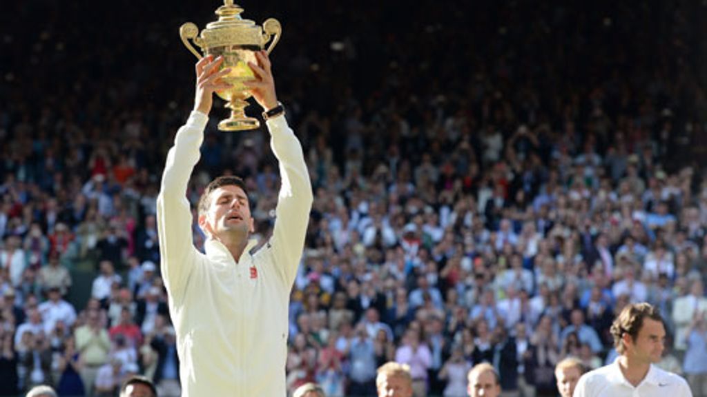 Wimbledon: Becker-Schützling Djokovic triumphiert