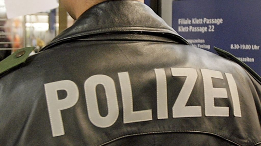 Tatverdächtiger flüchtig: 69-Jähriger in Stuttgart-Zuffenhausen getötet