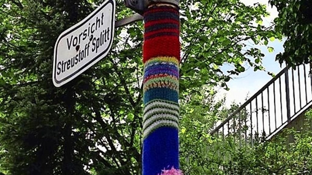 Guerilla Knitting in den oberen Neckarvororten: Mit Garn zum schöneren Bezirk
