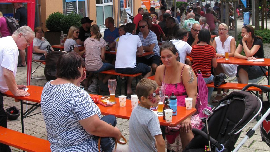 Filderstadt-Bonlanden/Filderstadt-Harthausen: Feste werben  für Einzelhandel und Feuerwehr