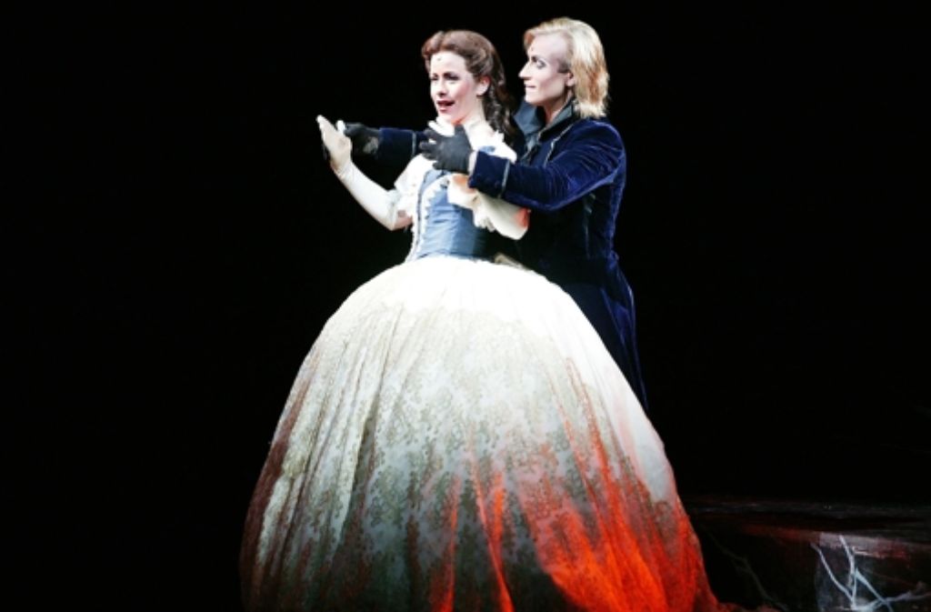 „Elisabeth“ lief vom 6. März 2005 bis zum 17. September 2006. Anzahl der gespielten Shows: 562.