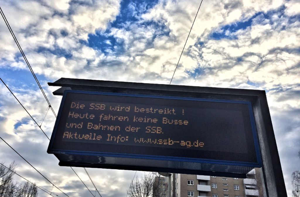 Im öffentlichen Nahverkehr bewegt sich am Mittwoch in Stuttgart fast nichts.