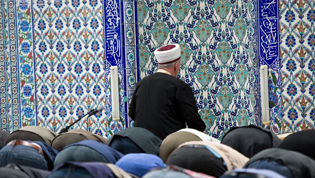CSU fordert Islamgesetz: Kein Geld für Moscheen aus dem Ausland