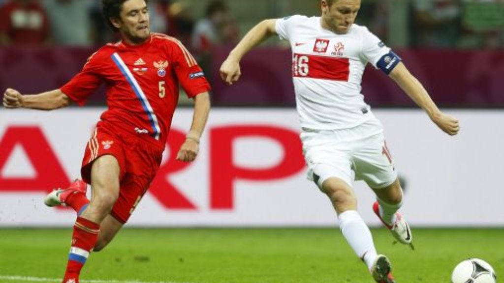 Fußball-EM: Harter Kampf zwischen Polen und Russland endet 1:1