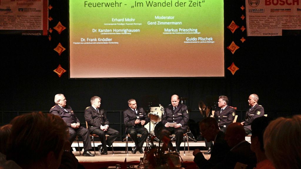 Feuerwehr Renningen: Das Ehrenamt braucht auch Hauptamtliche