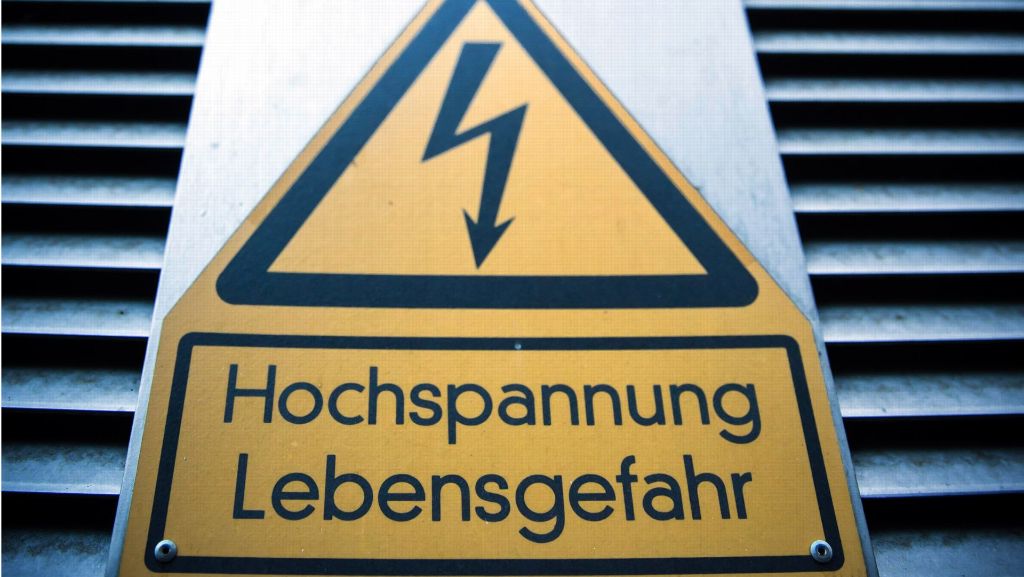 Mötzingen/Bondorf im Kreis Böblingen: Strommasten werden abmontiert