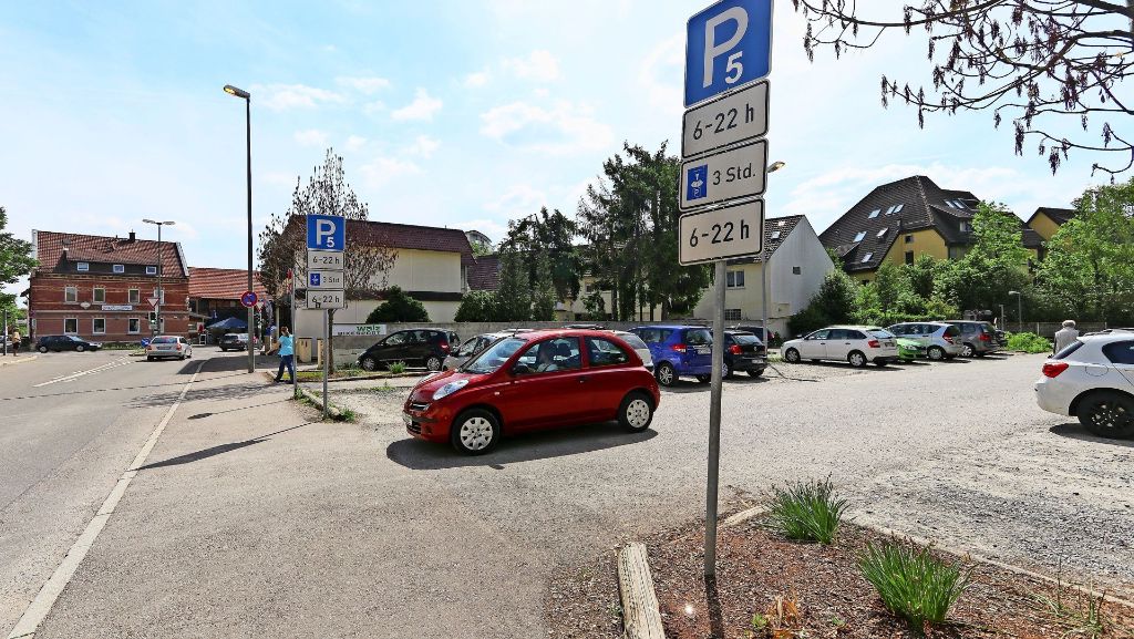 Verdichtung in der Ditzinger Innenstadt: Wohnen auf dem Parkplatz