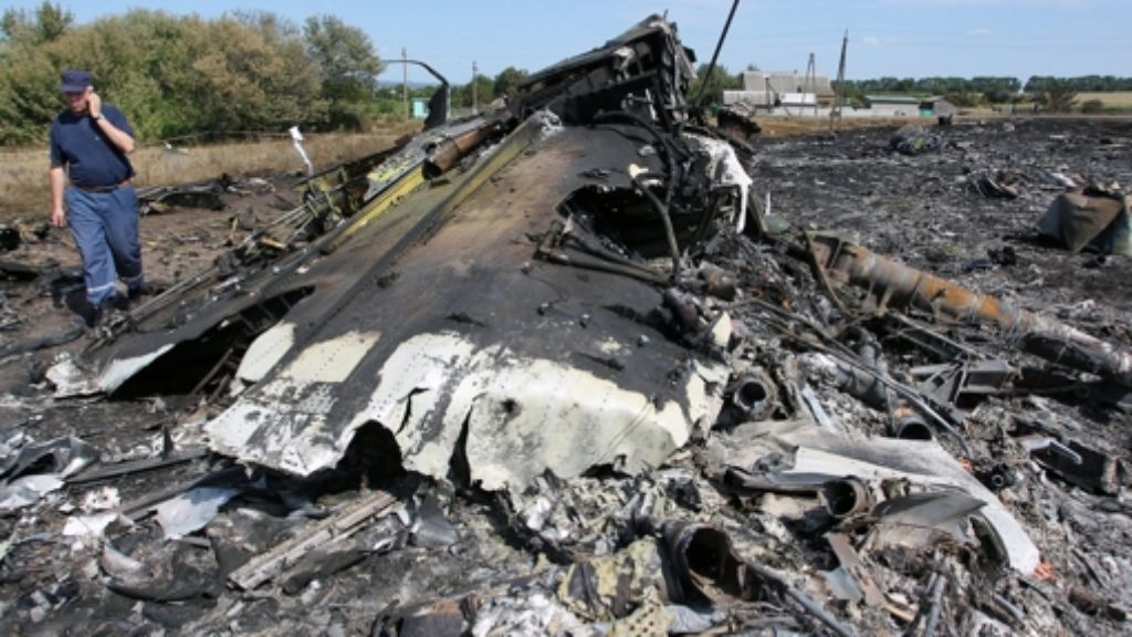 MH17-Absturzstelle: Experten bergen weitere Leichenteile