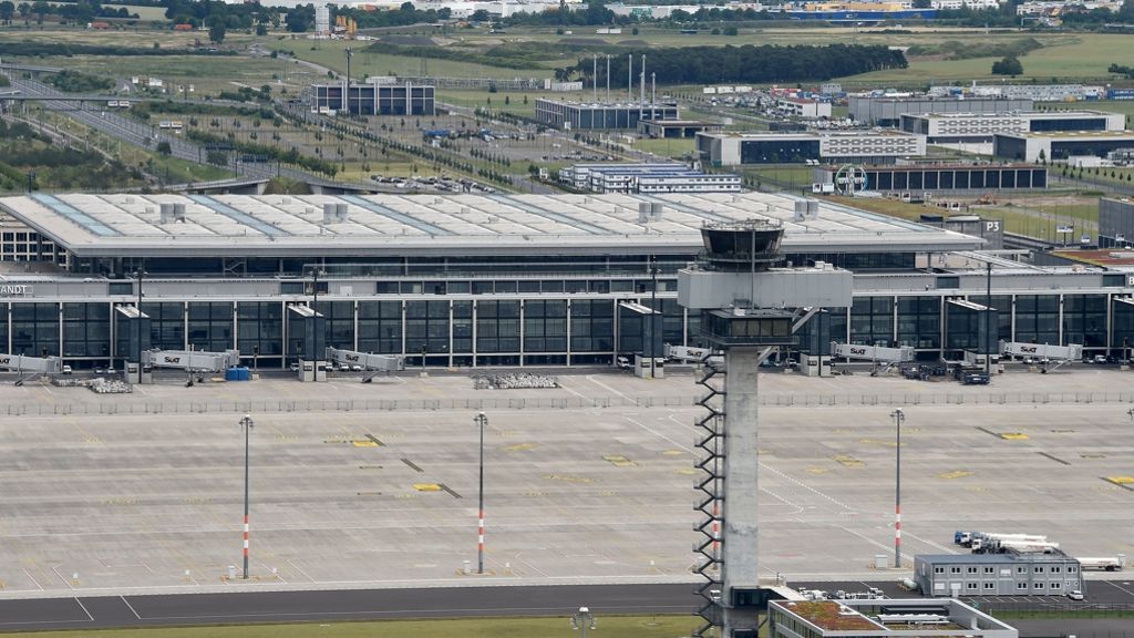 Flughafen BER: Brandenburg will weiteren Milliardenkredit auszahlen
