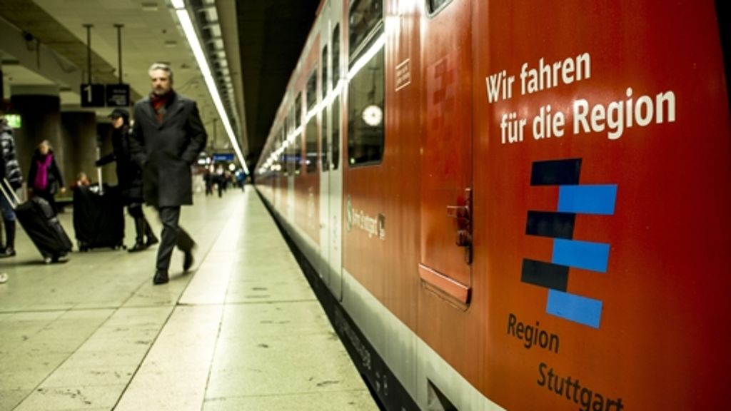 Stuttgart Hauptbahnhof: Neun Minuten stehen die S-Bahnen still