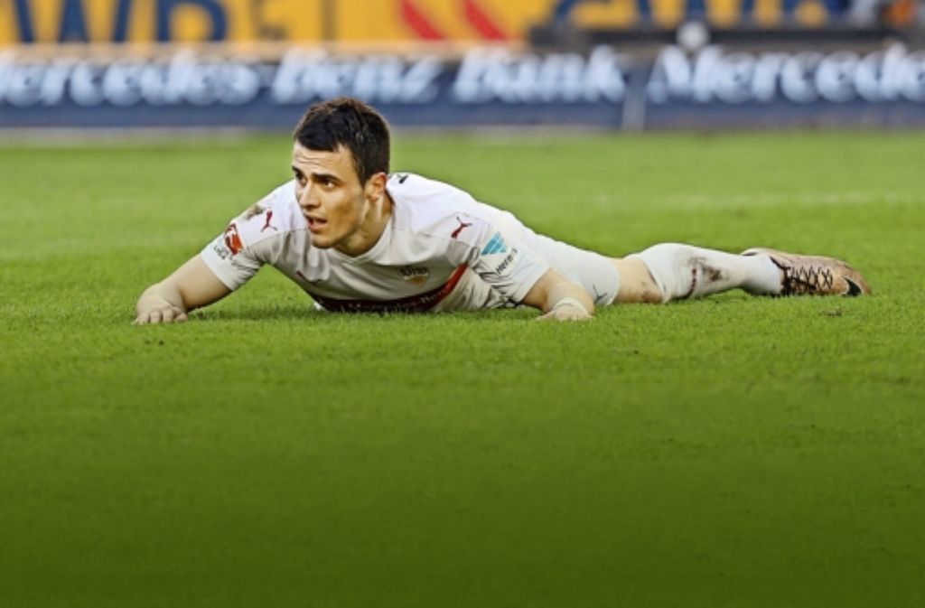Filip Kostic hat mit dem VfB gegen den Tabellenletzten aus Hannover eine klassische Bauchlandung hingelegt.
