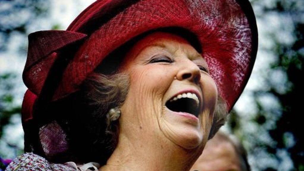 Königin Beatrix: Perfektion bis unters Hütchen