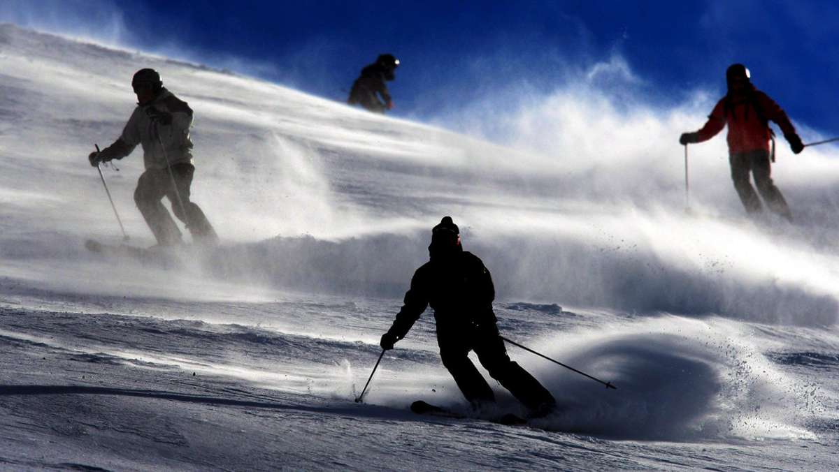 Lockerungen der Corona-Regeln: Frankreich öffnet Skigebiete –  Skilifte bleiben zu