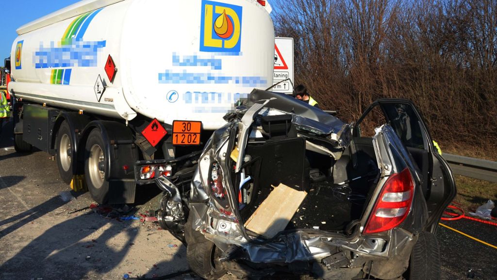 Unfall auf der A81: Schwerverletzter nach Unfall bei Mundelsheim