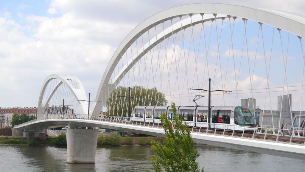 Straßenbahn nach Frankreich: Ein kurzes Schienenstück für mehr Europa